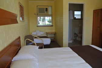 Economy Twin Room