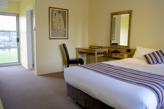 Riverview Exec Room